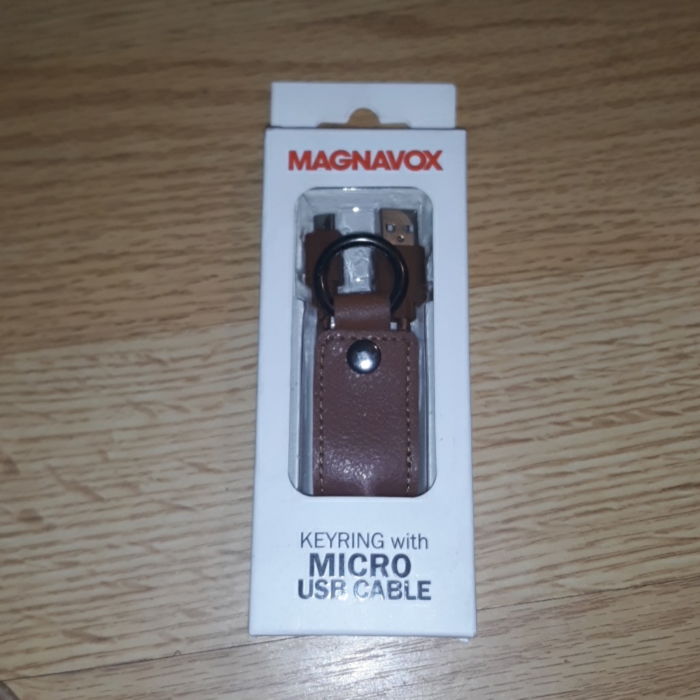 magnavox keyring micro usb cable
